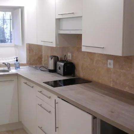 Kira Guest house Uzes